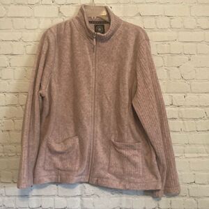 Woman’s by design zip up jacket size large